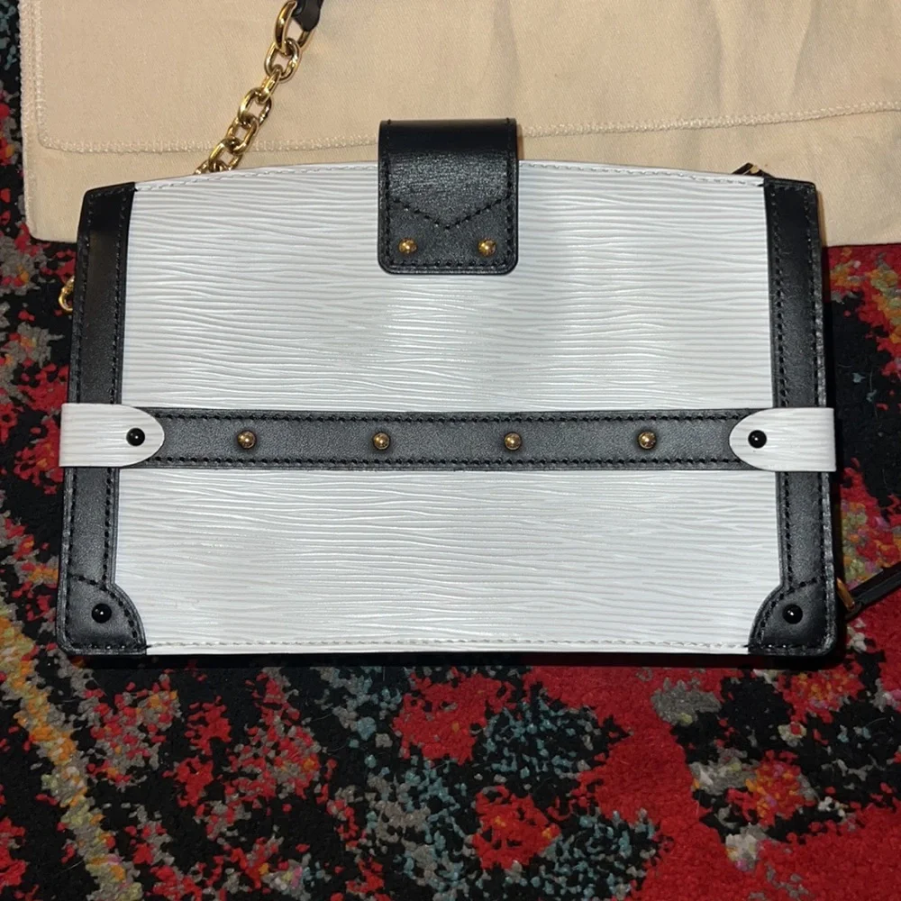 Louis Vuitton Black & White Epi Leather Trunk Clutch with Dustbag - Picture 7 of 10